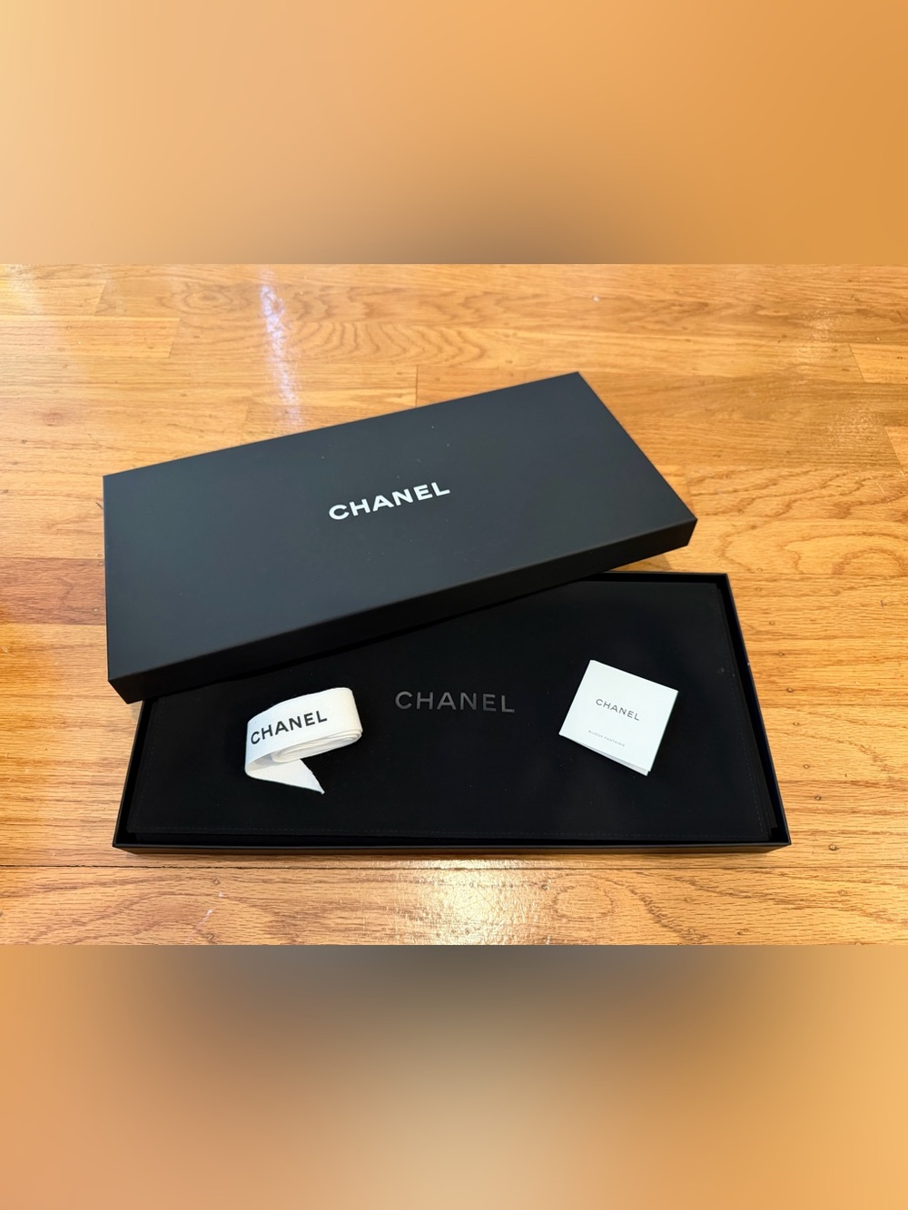 AUTHENTIC CHANEL BLACK CHAIN BELT BOX SNAP STORAGE CASE LOGO
